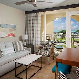 Suite Pool View